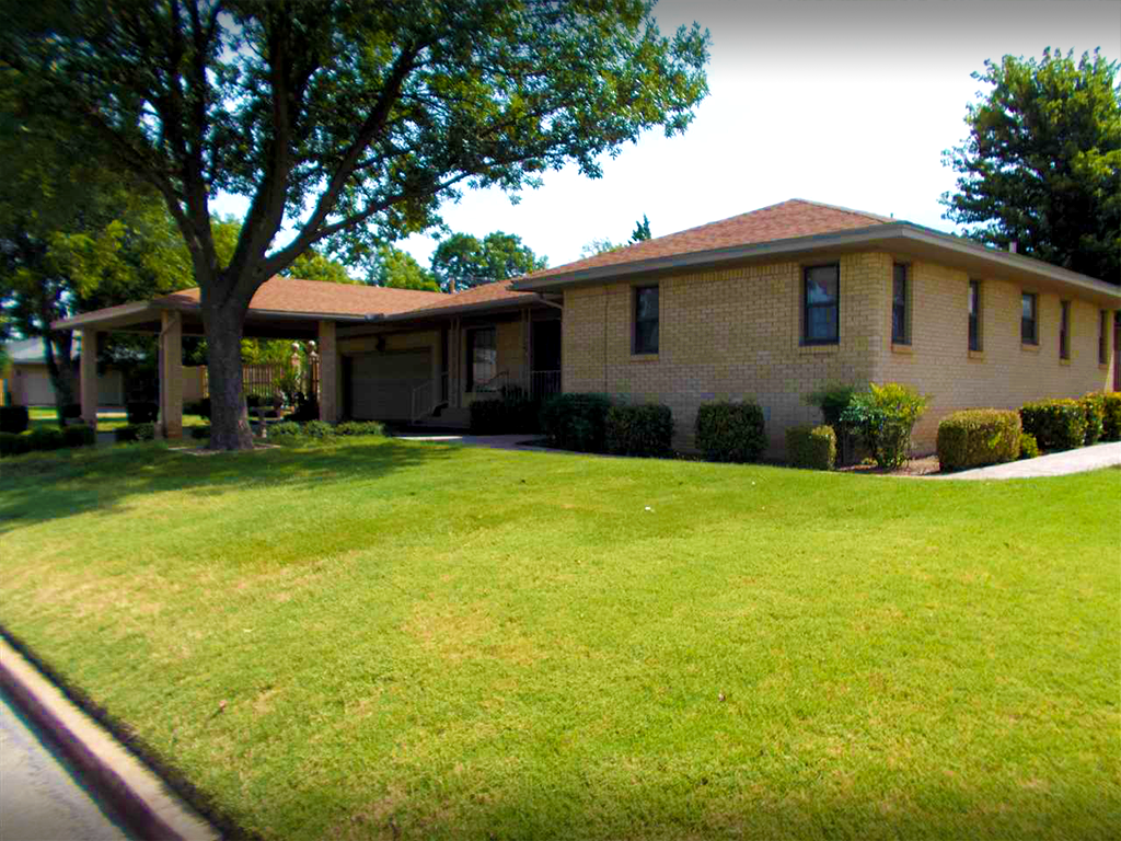 Lawn-example-photo